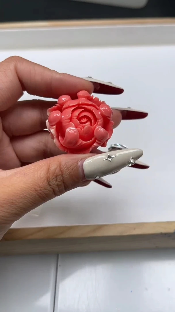 未镶嵌散珠拼合珍珠（马贝珠） 女皇贝 大牡丹花32*18mm1个10元