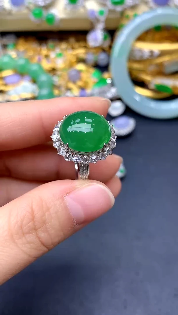 18K金镶嵌戒指翡翠君*1662 -中国好珍宝