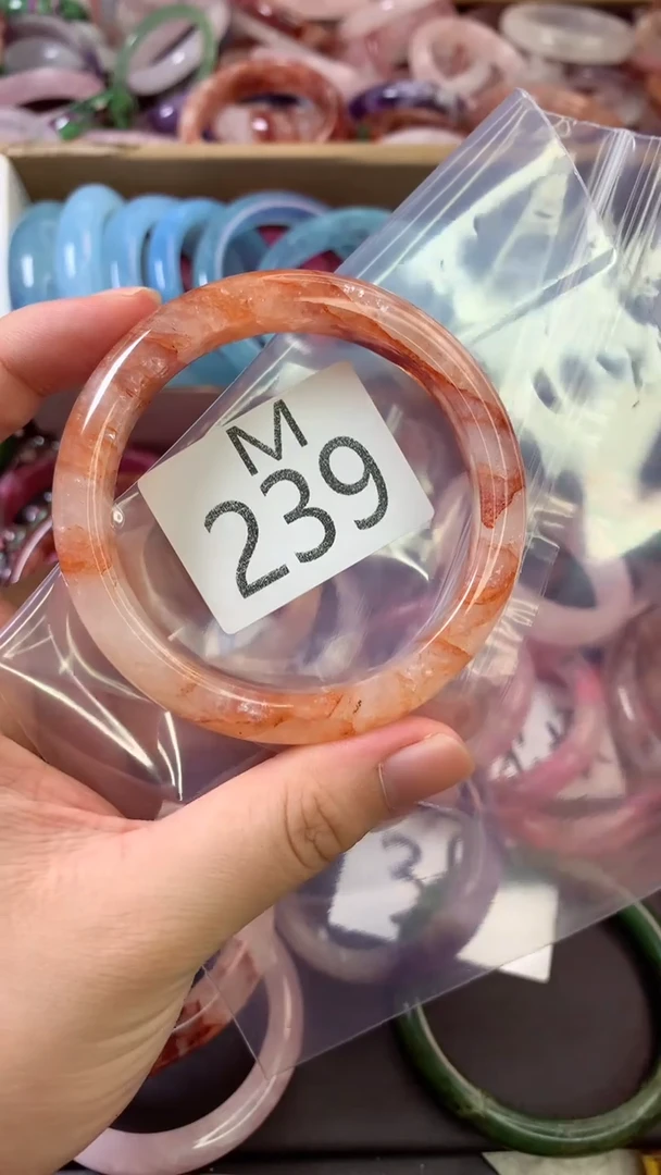 水晶手镯未镶嵌57手镯M239