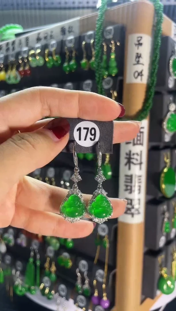 【闪购商品】翡翠耳饰银S925镶嵌179...