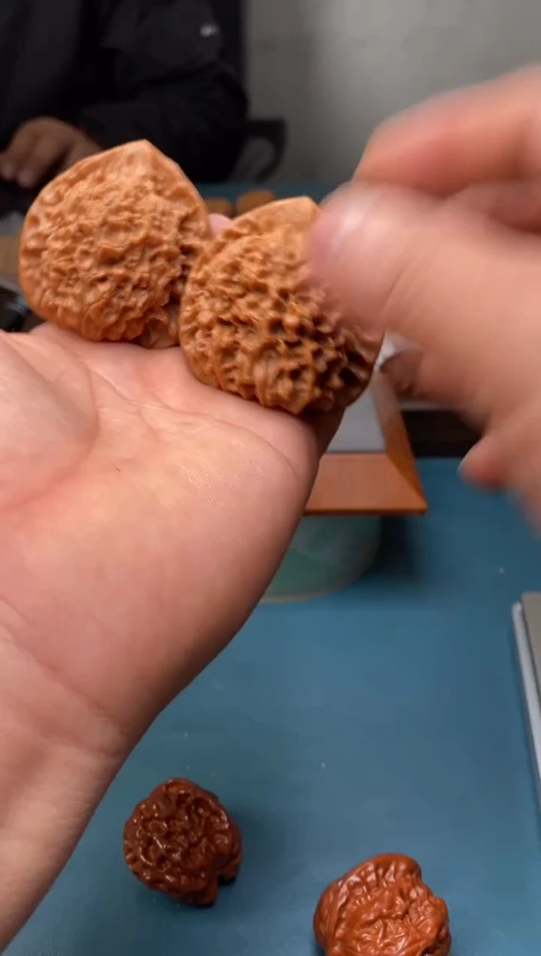 吊坠文玩核桃麒麟纹443