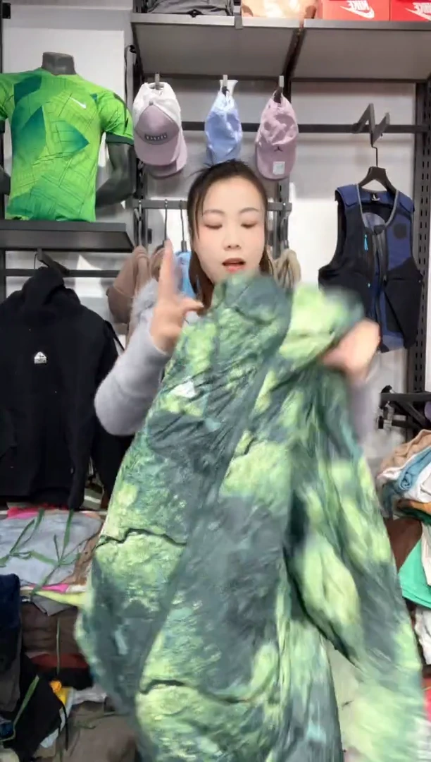 1667 闪购编码  运动卫衣裤以直播间过款为准 尺码.175 2X