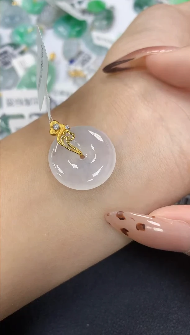 颈饰18K金镶嵌翡翠a货假一赔三支持复检百元上9元证书费自理