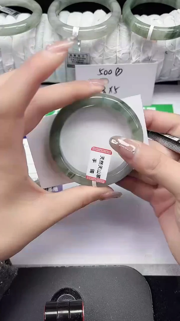 未镶嵌手镯石英质玉46-52/53