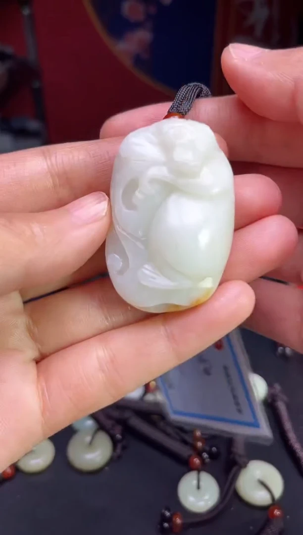 颈饰未镶嵌和田玉3