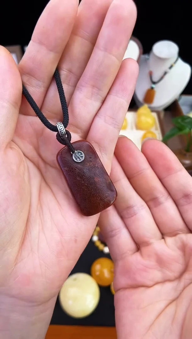 琥珀未镶嵌珠宝奇石柒月