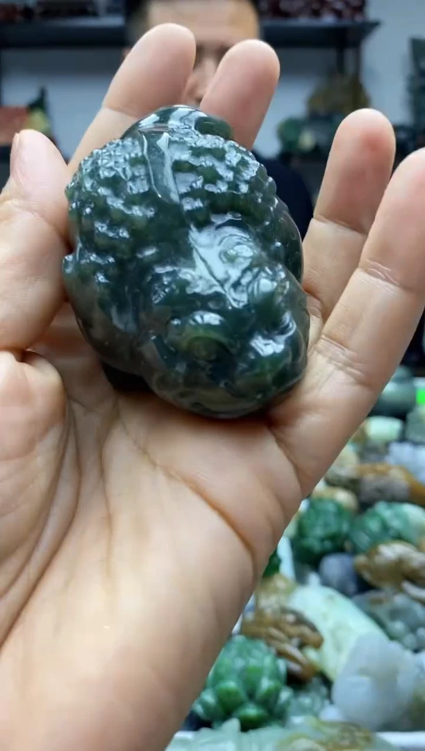 未镶嵌和田玉把件1