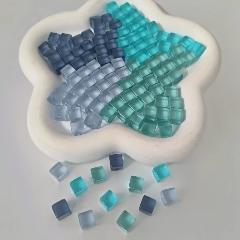 【4选2 碧海蓝天】全夜小冰块 一包50颗  8mm夜光糖果色 创意diy