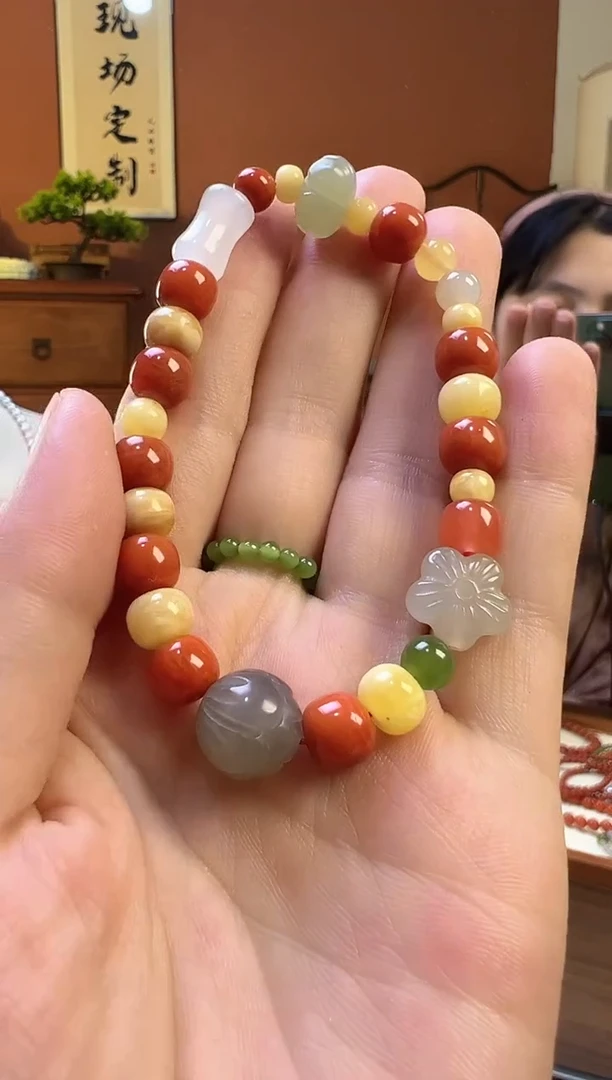 未镶嵌蜜蜡手串蜜蜡