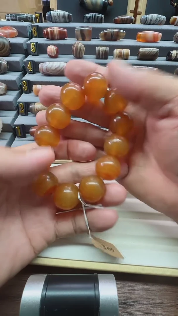 未镶嵌颈饰玛瑙/玉髓玛瑙20