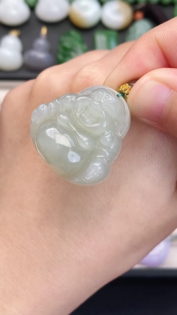 颈饰未镶嵌和田玉新疆料佛公