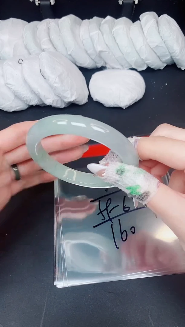 柜柜断码处理一物一拍编号--95