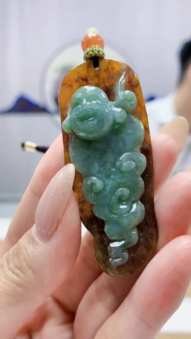 未镶嵌定制翡翠5028MM-毛货挂件54
