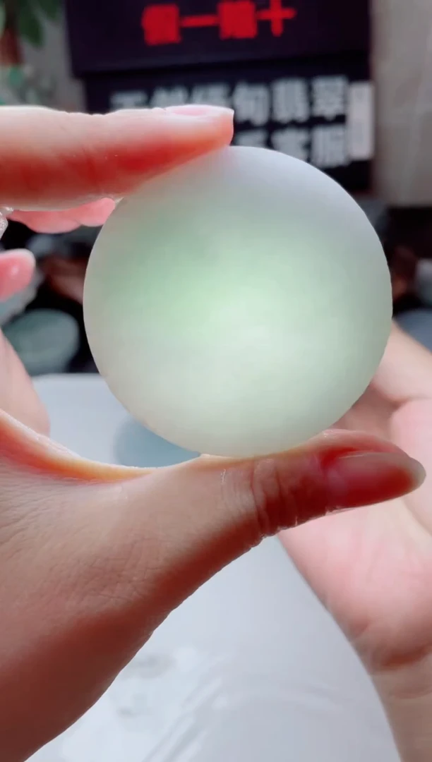 翡翠未镶嵌颈饰2585.....