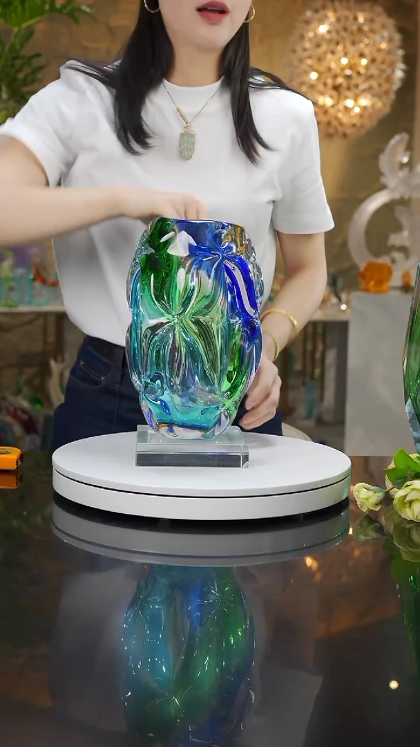 瓷片设计款彩色花瓶