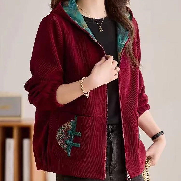 2309款新中式刺绣短外套春款气质显瘦妈妈装