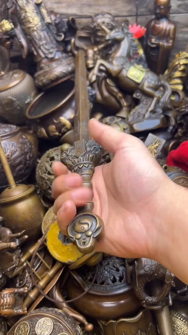 精美铜器，点击下单