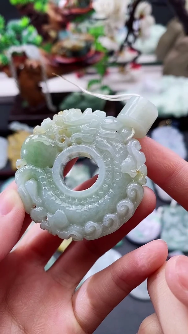 颈饰未镶嵌翡翠天然缅甸A货翡翠