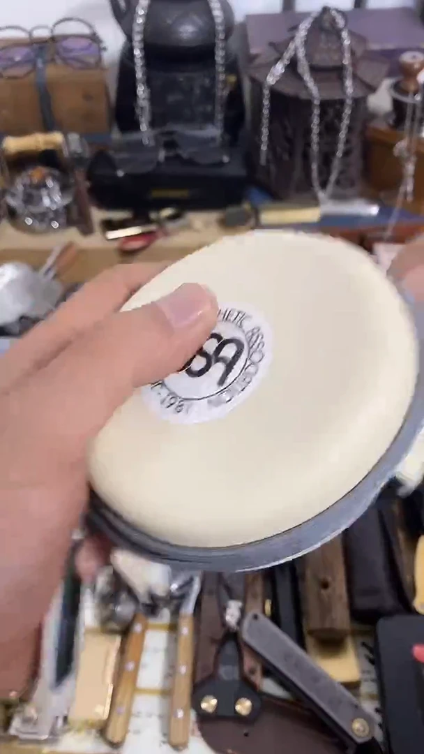 瓷片闪购商品  如图所示