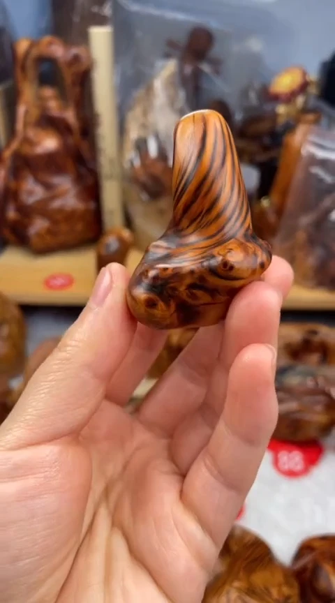 柏木（崖柏）黑金瘤小手把
