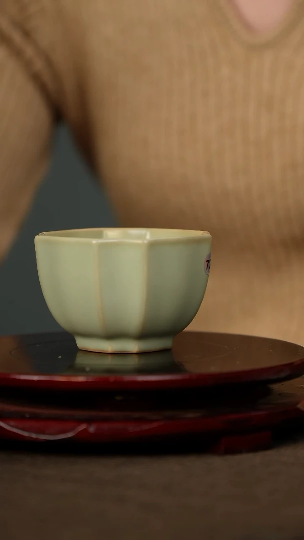 全品 粉青 四方葵口杯  带底款