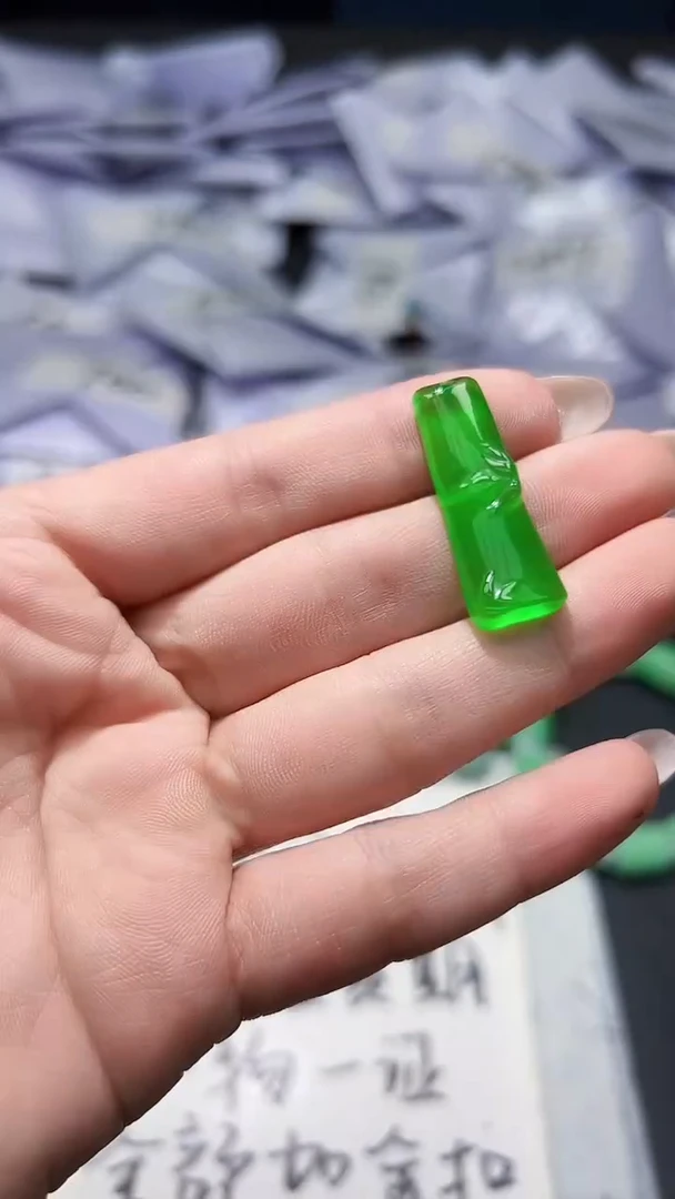 翡翠未镶嵌颈饰高端甄选（一物一图）194