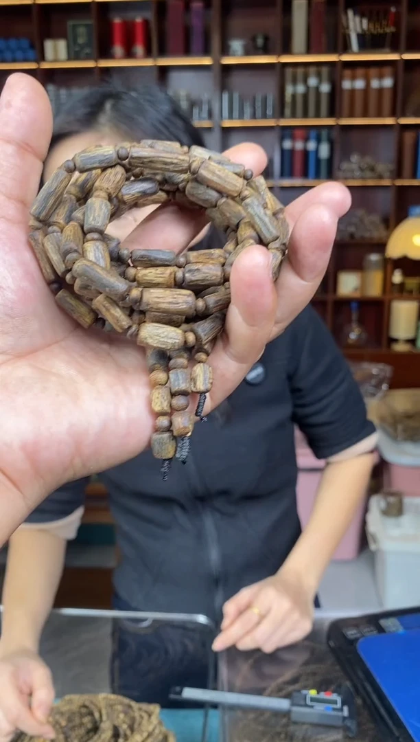 沉香手串带格珠树心油随型桶珠多圈手串多样性发一