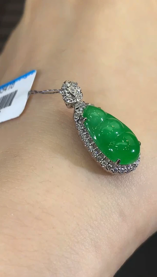 吊坠(不含链)18K金镶嵌翡翠B304