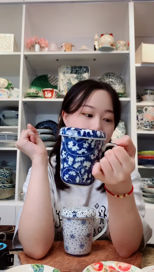 陶瓷日本进口藤花唐草盖杯