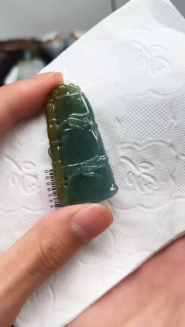 颈饰未镶嵌翡翠翡翠挂件