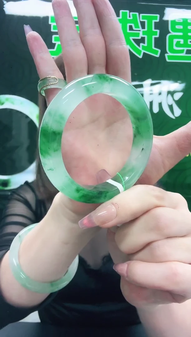 未镶嵌1石英质玉（非洲翠）/0404-54-55