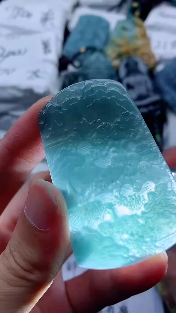 翡翠未镶嵌颈饰88888888