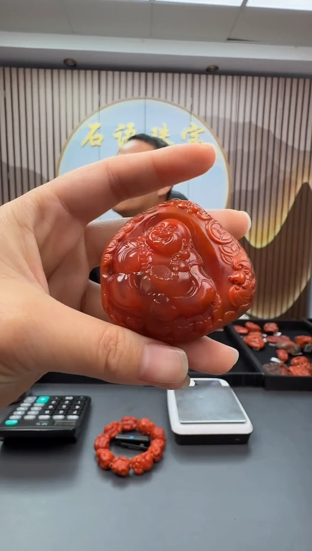 未镶嵌雕刻南红玛瑙116ZB0917产品一个