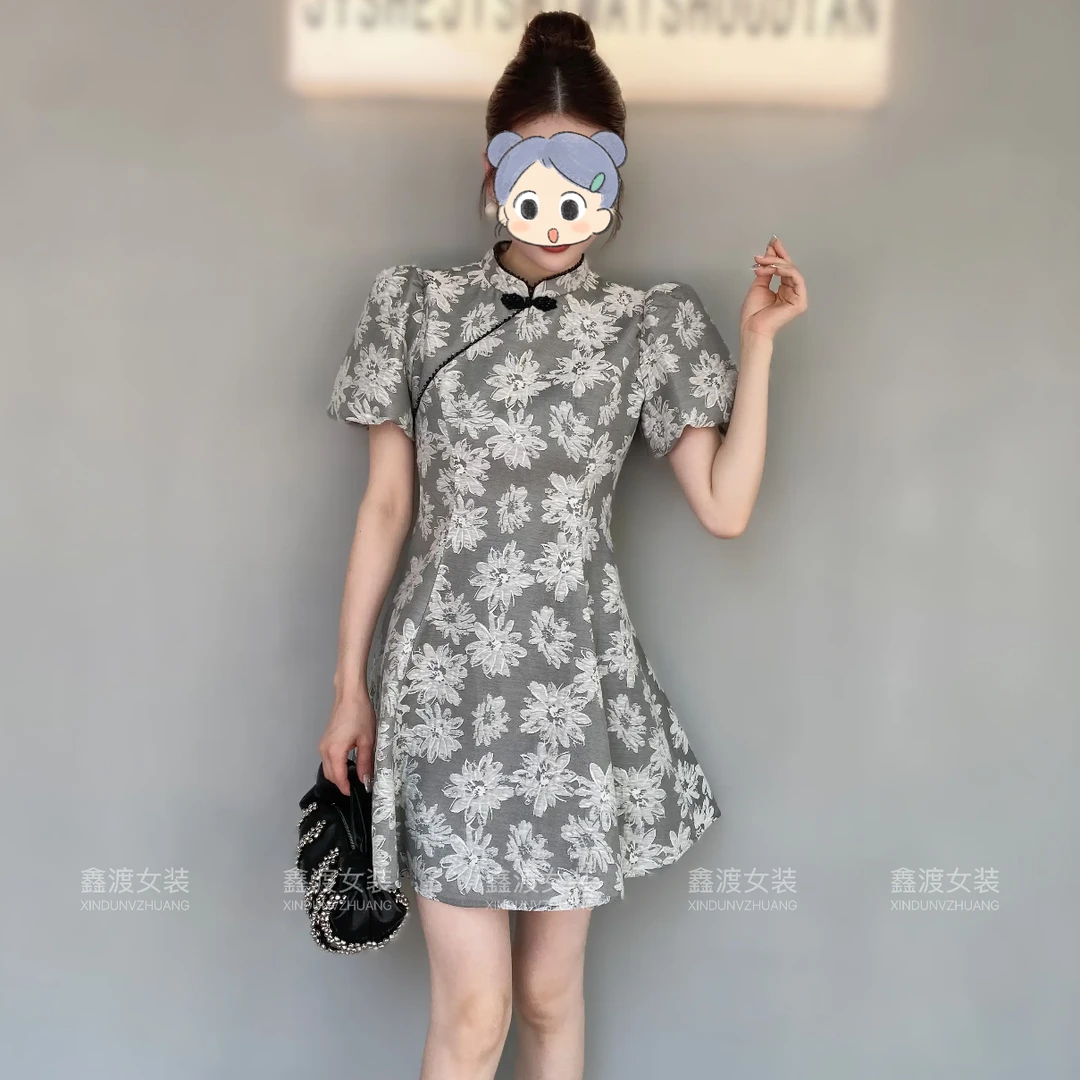 2025春夏新款时尚显瘦气质女士网红洋气连衣裙百搭款D5002