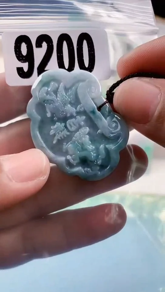 【闪购商品】翡翠挂件未镶嵌天然翡翠吊坠挂件