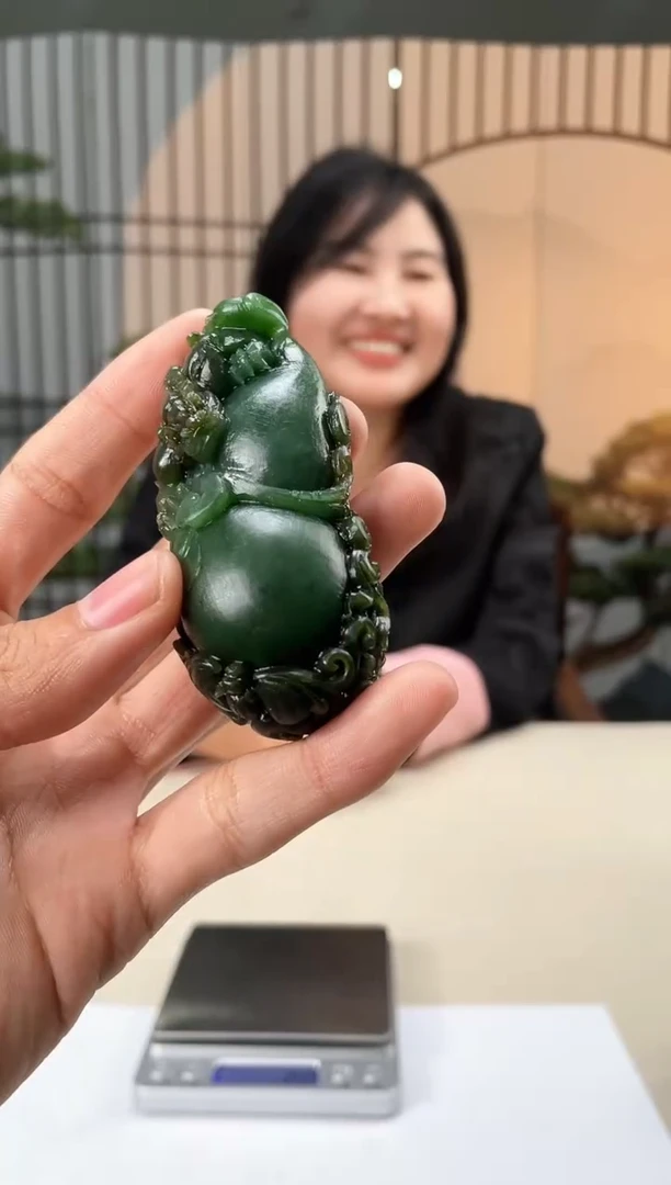 【闪购商品】定制和田玉和田玉（多样性拍一发一带证）180172