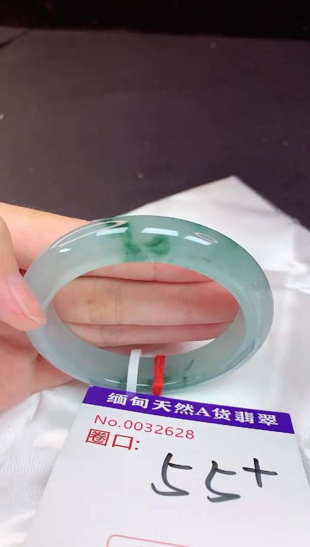 未镶嵌手镯翡翠55