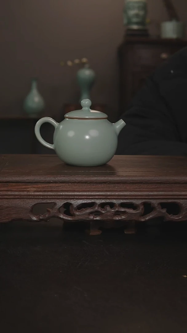 摆件瓷仿古手工苹果壶