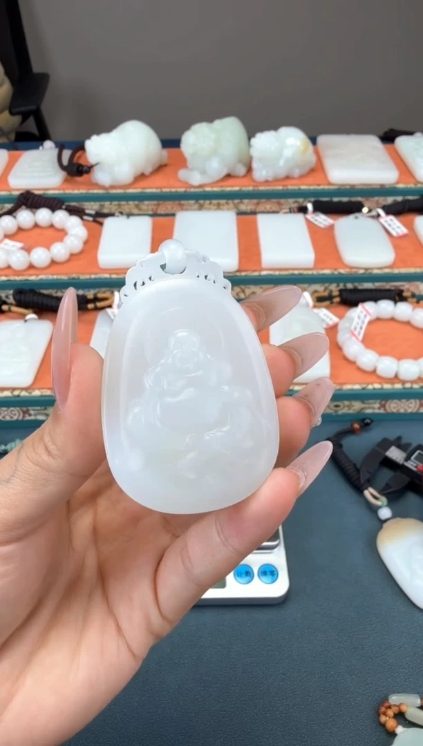 和田玉未镶嵌颈饰11