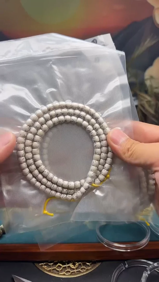 星月菩提手串原脂原白【直切脖挂】