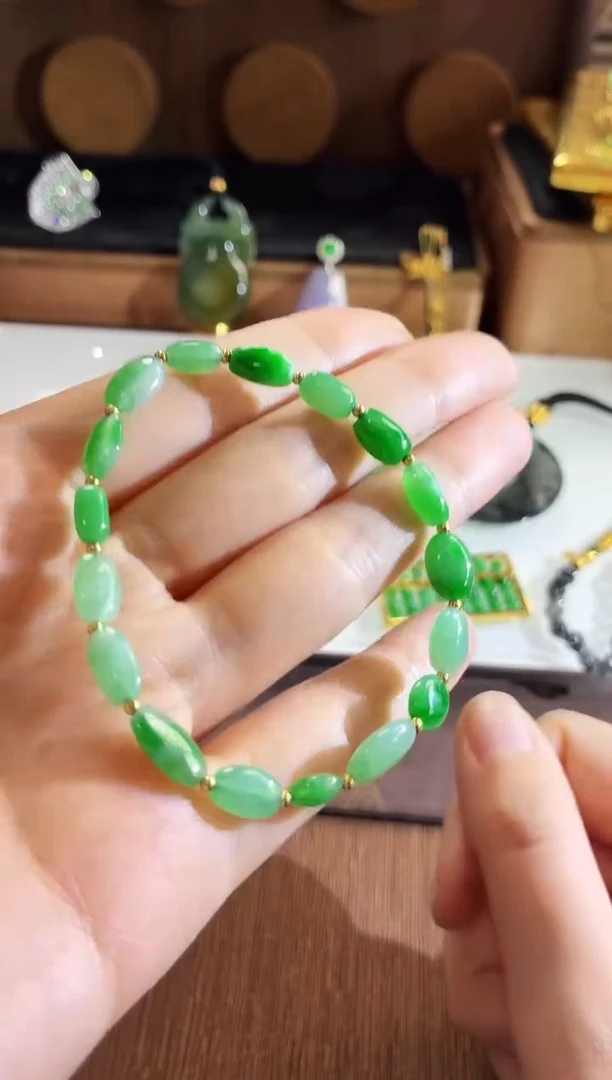 未镶嵌手串翡翠手饰