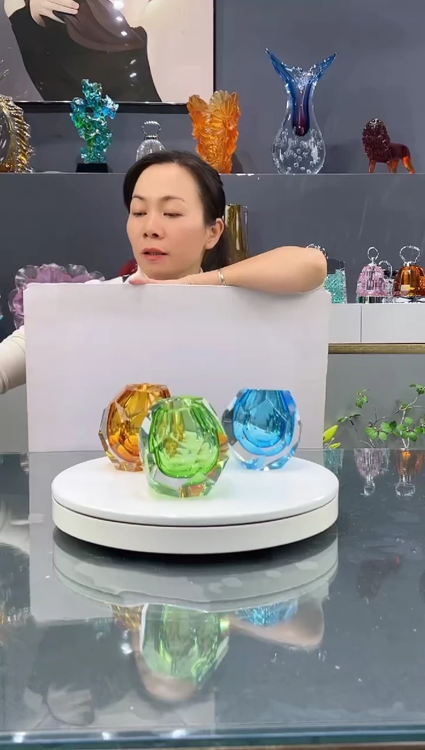 琉璃水晶琉璃香薰瓶1个备注颜色