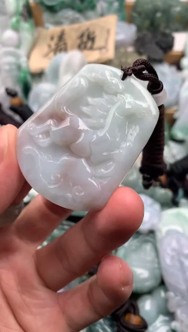 吊坠(不含链)未镶嵌翡翠1