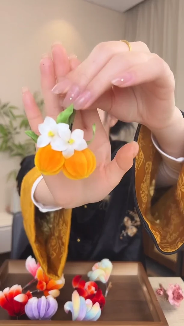 刺绣晚****水橘子胖绒款边夹