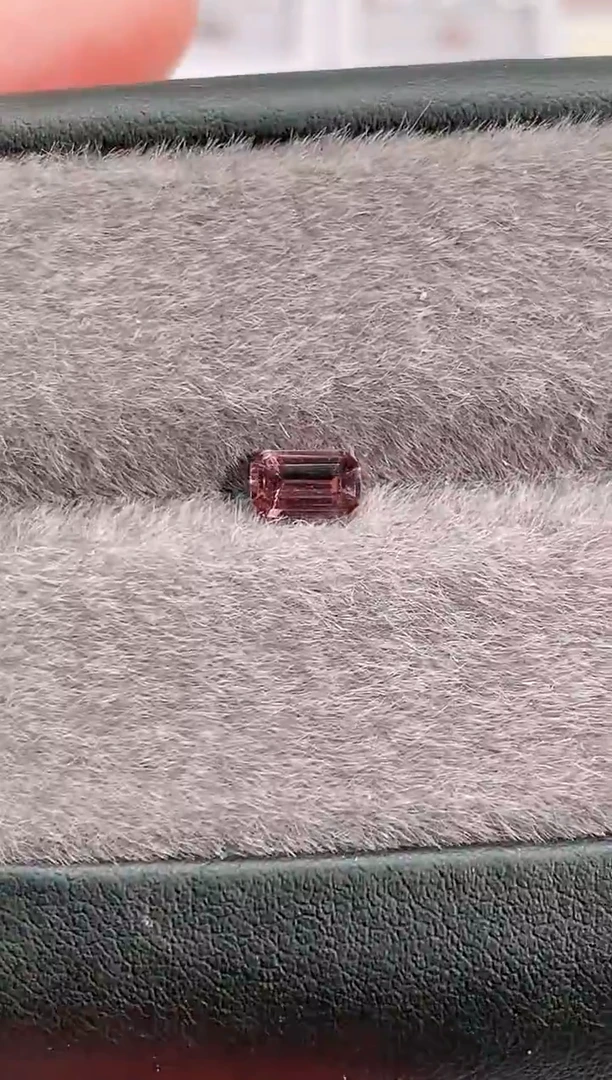 裸石蓝宝石0.59-590天然无烧蓝宝石