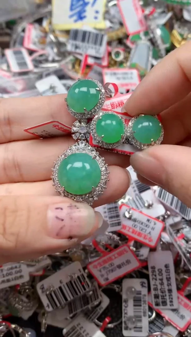 银S925镶嵌戒指翡翠天然A货缅甸翡翠