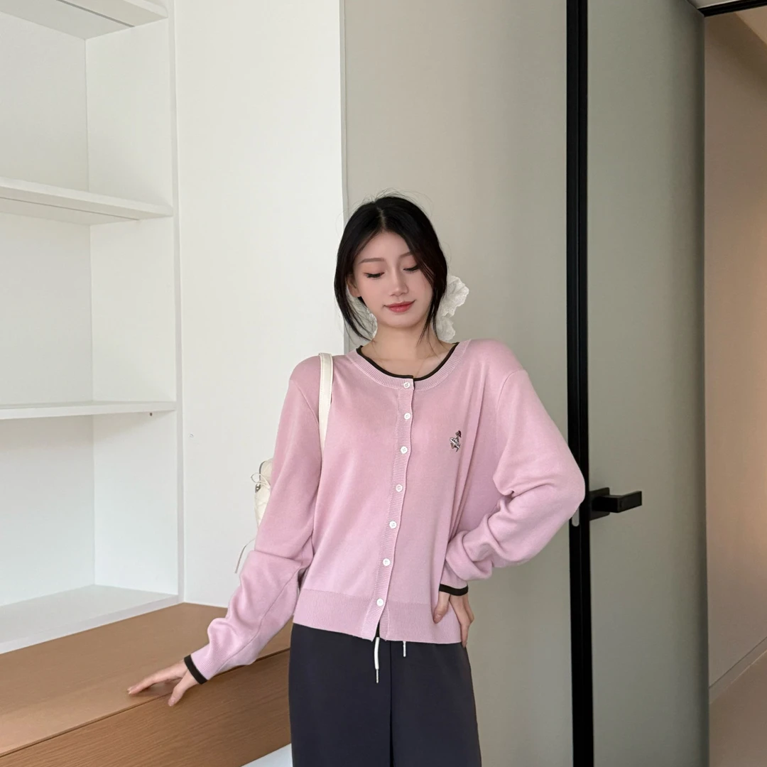 2025春季韩系新款百搭撞色趣味刺绣接单排扣针织开衫休闲气质