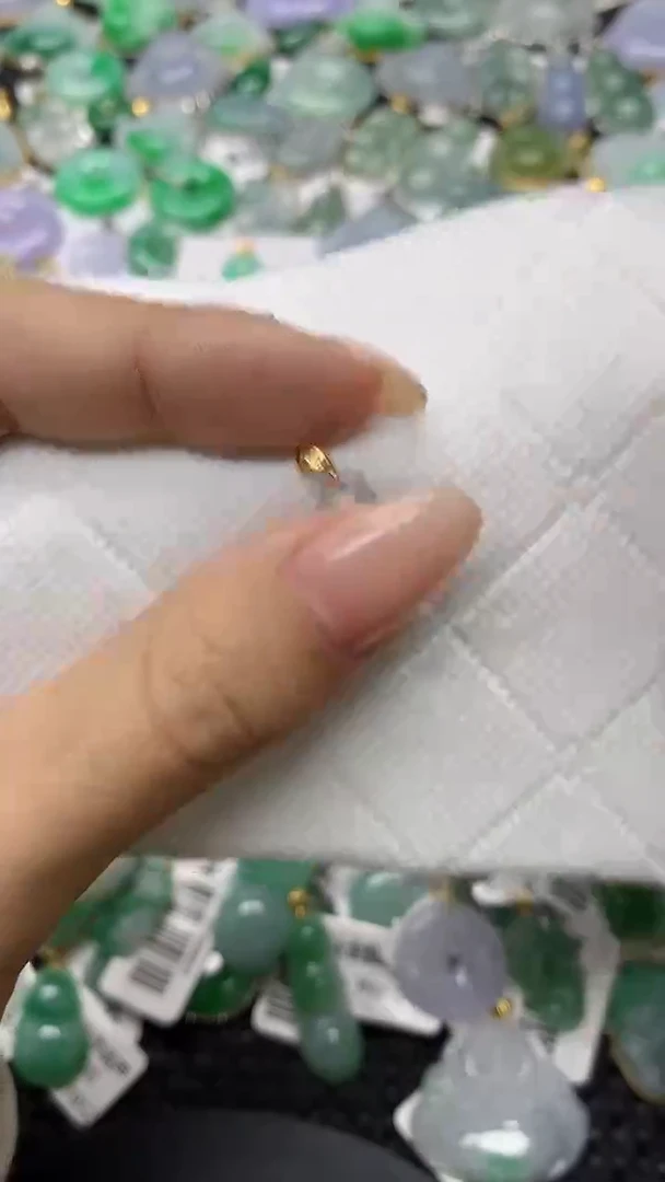 颈饰18K金镶嵌翡翠11111111111