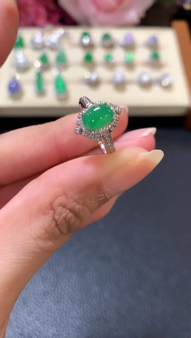 18K金镶嵌戒指翡翠z56