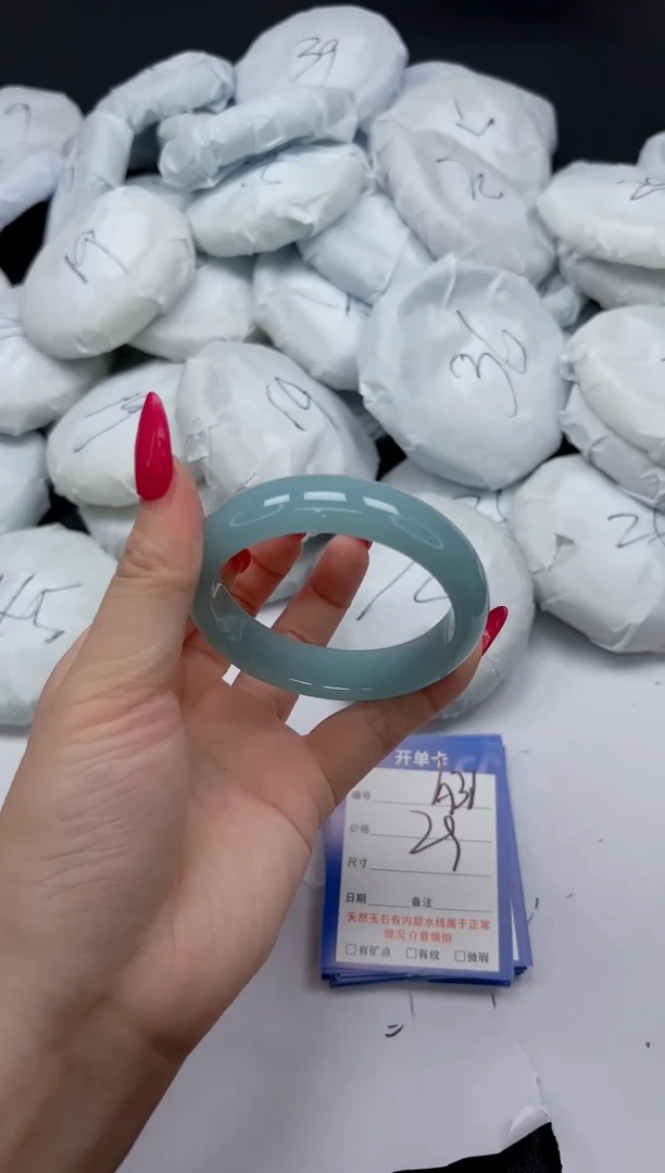 未镶嵌手镯石英质玉A36/5455